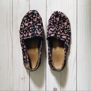 TOMS Youth size boho shoes